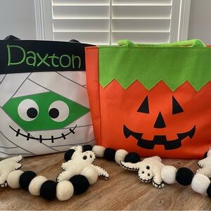 Halloween trick or treat bags